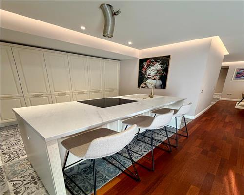 Apartament 3 camere alcatuit din 2 ap de 2 camere unite,Ploiesti,Alber