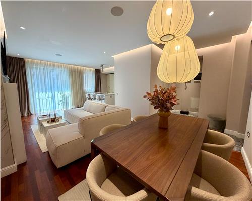 Apartament 3 camere alcatuit din 2 ap de 2 camere unite,Ploiesti,Alber