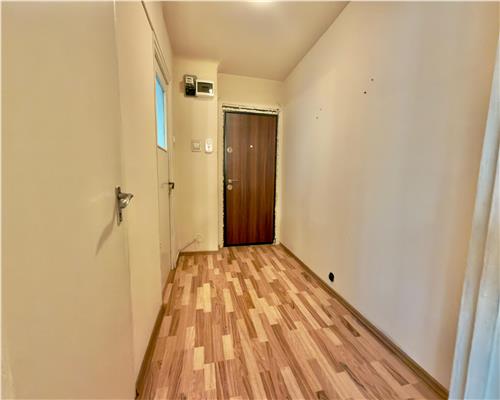 Apartament 2 camere  , central, zona Cina , Ploiesti