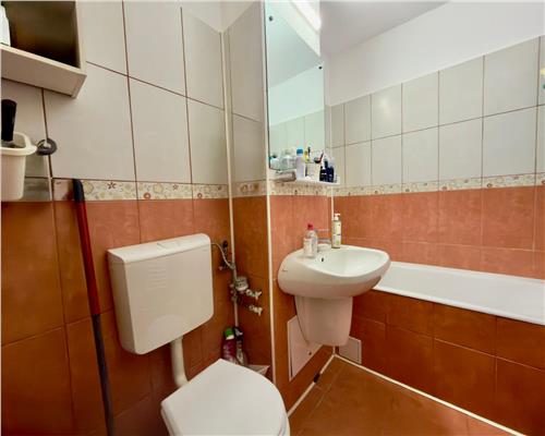 Apartament 3 camere , zona centrala , Ploiesti , mobilat complet