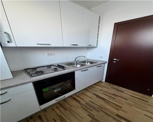 Apartament 3 camere, bloc 2020, Ploiesti, zona Republicii/ Caraiman.