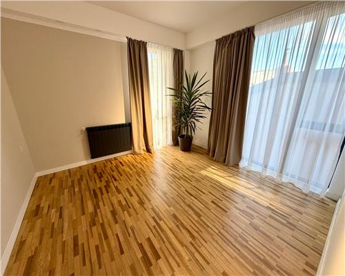 Apartament 3 camere, bloc 2020, Ploiesti, zona Republicii/ Caraiman.