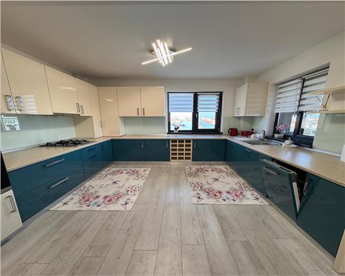 Apartament 3 camere, 3 locuri de parcare, Ploiesti, Albert.