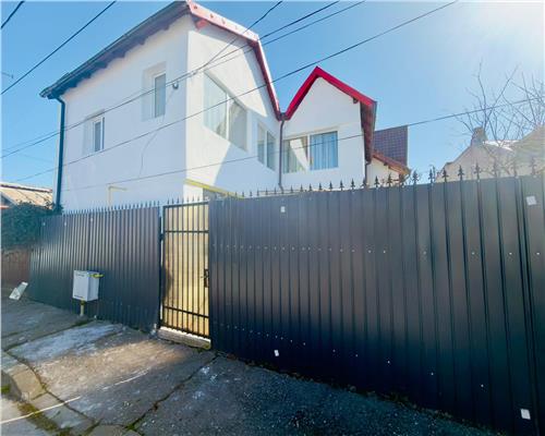 Casa 4 camere , semifinisata , cu beci , Ploiesti ,zona centrala
