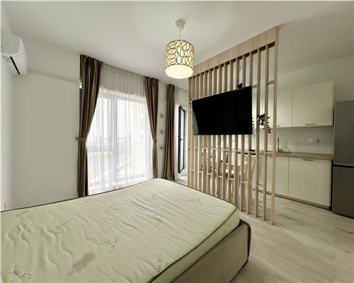 Garsoniera , de lux, parcare, zona Vest Ploiesti