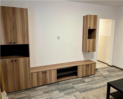 Apartament 3 camere, confort 2, in Ploiesti, zona Malu Rosu