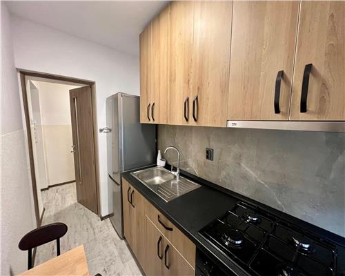 Apartament 3 camere, confort 2, in Ploiesti, zona Malu Rosu
