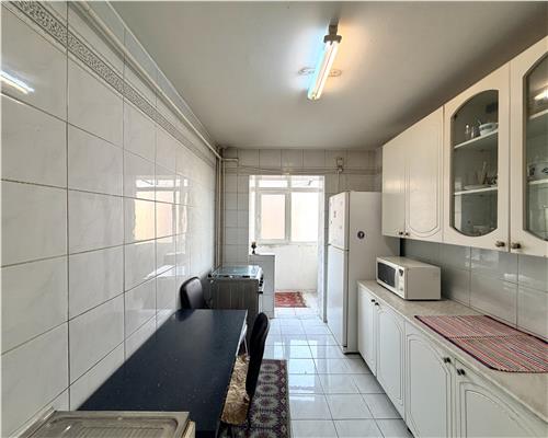 Apartament 3 camere, 2 bai, Republicii Mega Image, Ploiesti