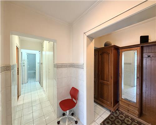Apartament 3 camere, 2 bai, Republicii Mega Image, Ploiesti