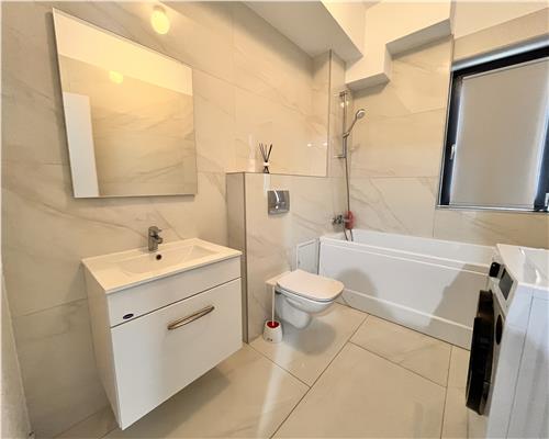 Garsoniera, de lux, parcare, zona Vest, Ploiesti