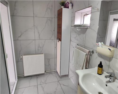 Casa Central Baicoi 125 mp la cheie