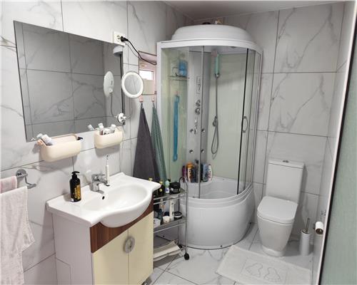 Casa Central Baicoi 125 mp la cheie