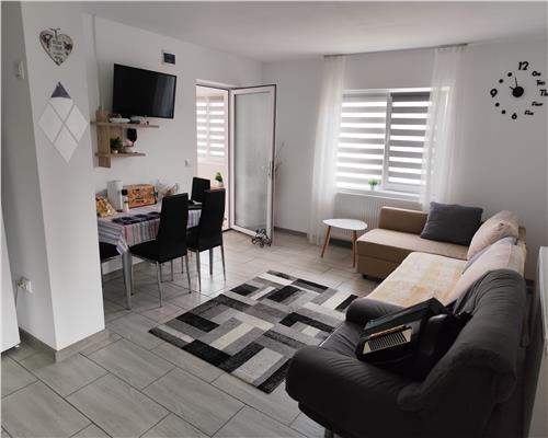 Casa Central Baicoi 125 mp la cheie