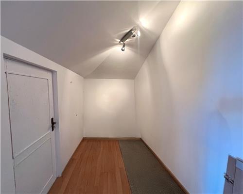 Vanzare Casa P+M la pret de apartament,zona Mihai Bravu, Ploiesti