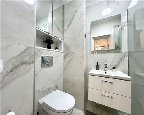 Apartament 3 camere, de lux, parcare privata, zona Vest, Ploiesti