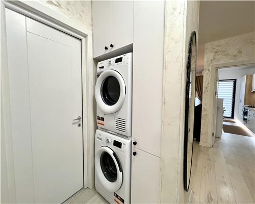 Apartament 3 camere, de lux, parcare privata, zona Vest, Ploiesti