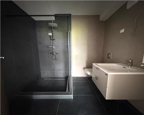 Apartament 3 camere, in Ploiesti, zona Nord/ MRS Gradinile.