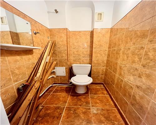 Apartament 4 camere, zona Vest, Ploiesti