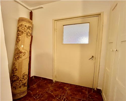 Apartament 4 camere, zona Vest, Ploiesti
