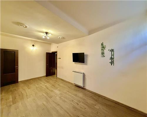 Vila D+P, 6 camere, Bulevard, Ploiesti