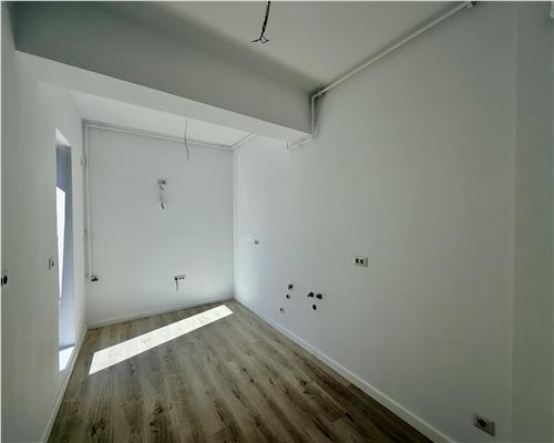 Apartament 2 camere, nemobilat, MRS Gradinile, Ploiesti