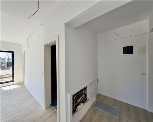 Apartament 2 camere, nemobilat, MRS Gradinile, Ploiesti