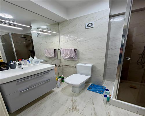 Apartament 2 camere, mobilat si utilat, in Ploiesti, zona 9 Mai.