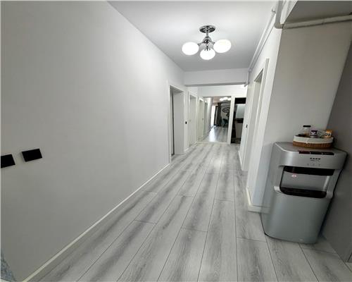Apartament 3 camere, mobilat si utilat, in Ploiesti, zona Albert.