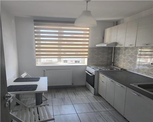 Inchiriere apartament 2 camere, parcare proprie, Ultracentral, Ploiest