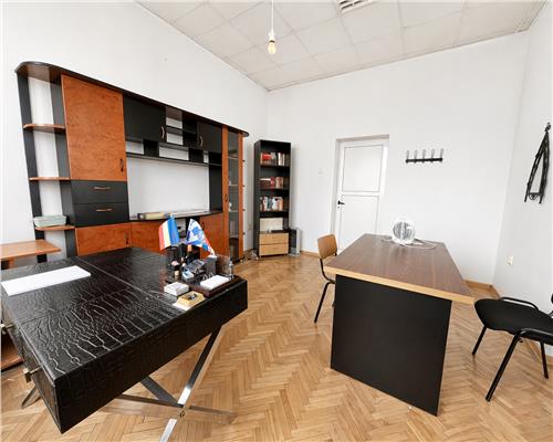 Spatiu birouri 15 mp, 1 camera, ultracentral, Ploiesti