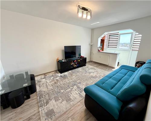 Apartament 3 camere, renovat, in Ploiesti, zona Republicii.