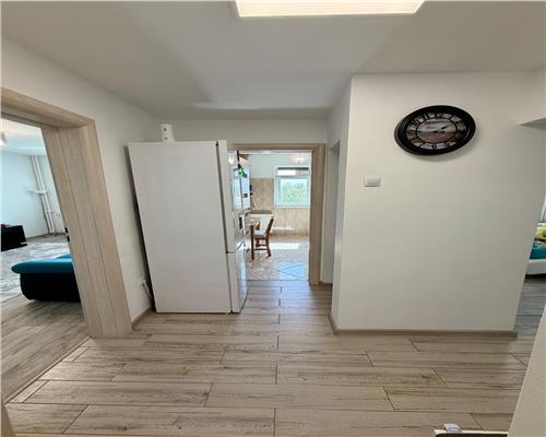 Apartament 3 camere, renovat, in Ploiesti, zona Republicii.
