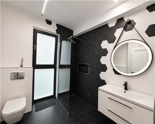 Apartament 4 camere 125 mp, 3 bai, 2 parcari, Nord Albert, Ploiesti