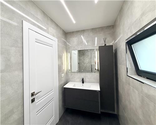 Apartament 4 camere 125 mp, 3 bai, 2 parcari, Nord Albert, Ploiesti