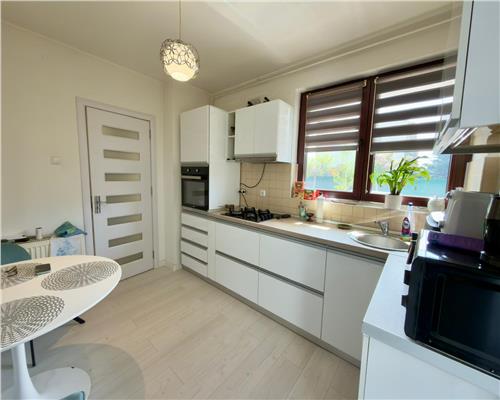 Casa 4 camere , parcare inclusa , Albert , Ploiesti