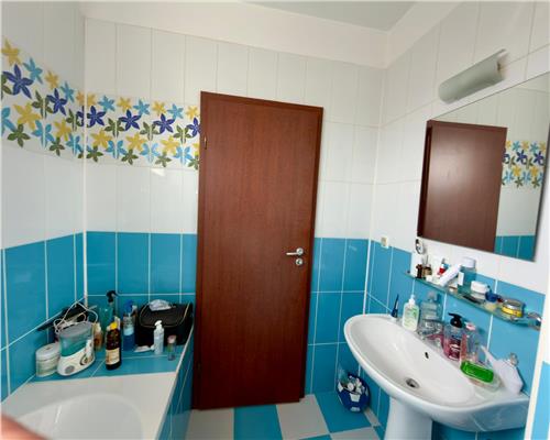 Casa 4 camere , parcare inclusa , Albert , Ploiesti