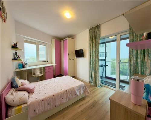 Apartament 4 camere de lux, loc de parcare , Ploiesti , zona 9mai