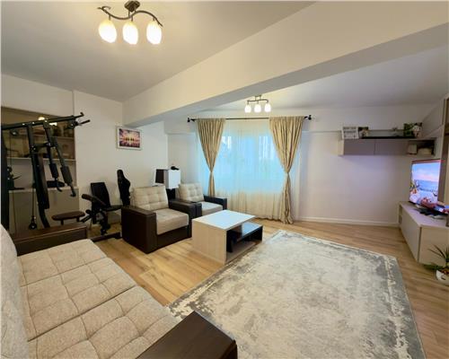 Apartament 4 camere de lux, loc de parcare , Ploiesti , zona 9mai