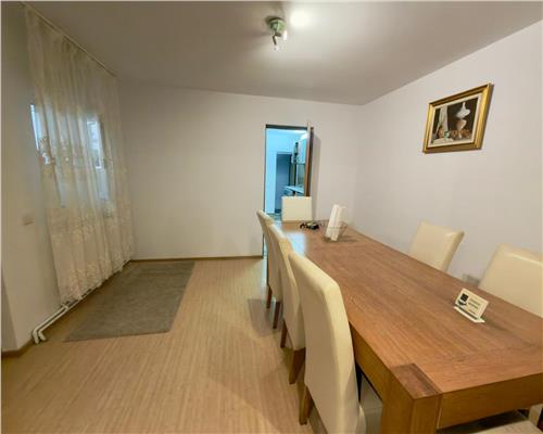 Casa 6 camere ,  garaj , Ploiesti , Zona Afi Palace