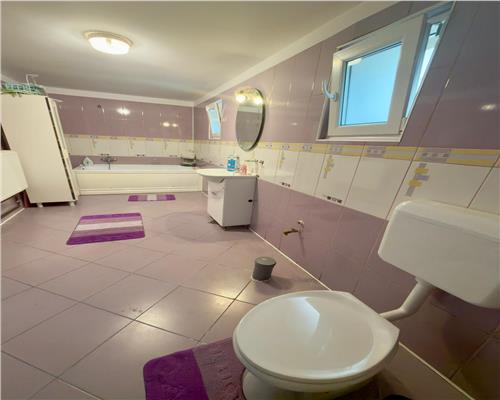 Casa 6 camere ,  garaj , Ploiesti , Zona Afi Palace