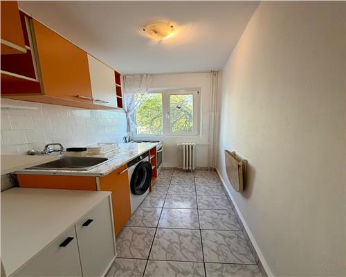 Apartament 2 camere, confort 2, Ploiesti, zona Malu Rosu.