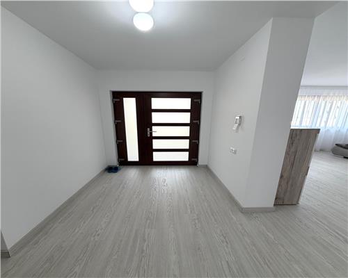 Casa 3 camere, prima inchiriere, in Ploiesti, zona Albert.