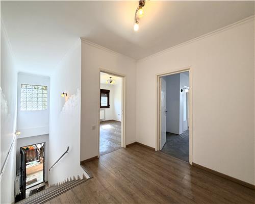 Spatiu birouri 4 camere, 130 mp, Centru, Ploiesti