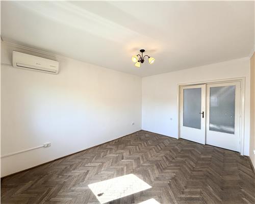 Spatiu birouri 4 camere, 130 mp, Centru, Ploiesti