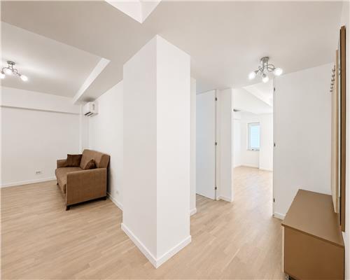Apartament 4 camere partial sau mobilat complet ultracentral Ploiesti