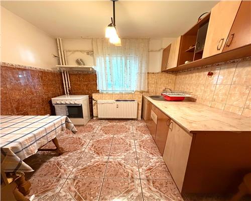 Apartament 2 camere, mobilat, in Ploiesti, zona Nord.