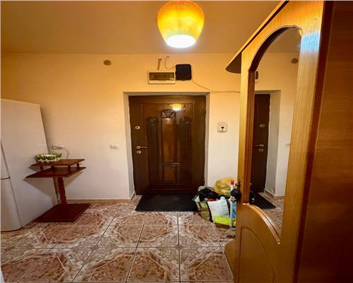 Apartament 2 camere, mobilat, in Ploiesti, zona Nord.