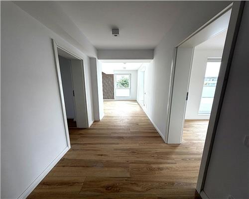 Penthouse 2 camere, parcare proprie, Ploiesti, zona Cantacuzino.