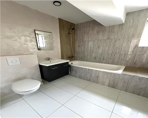 Penthouse 2 camere, parcare proprie, Ploiesti, zona Cantacuzino.