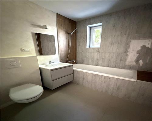 Apartament 3 camere, bloc nou, Ploiesti, zona Cantacuzino.